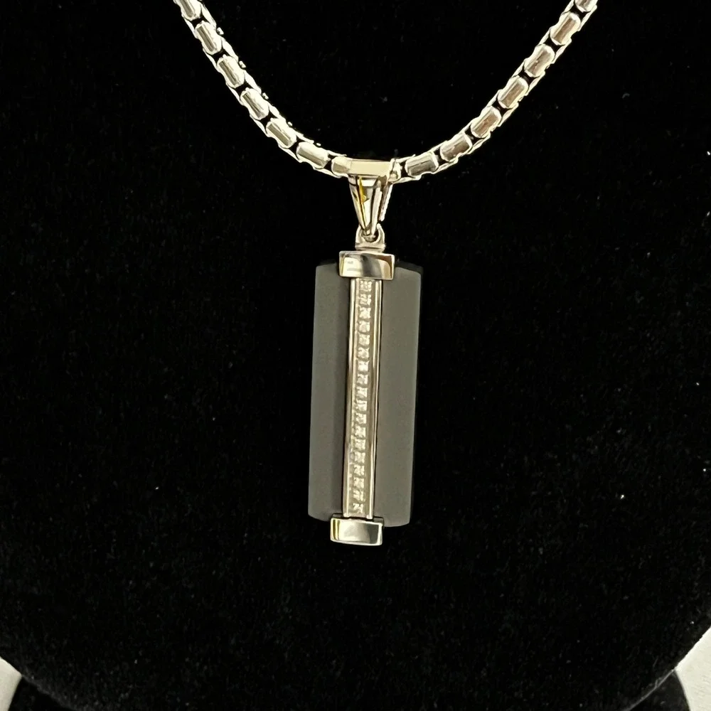 SHR Diamond 1/10CTW Dog Tag Necklace Men 22